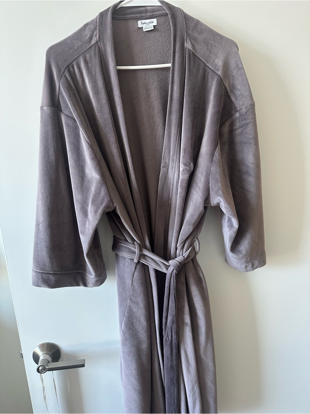 Splendid Plush Robe in Taupe Lavender